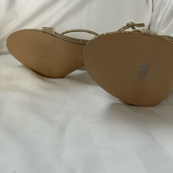 Nine West gold glitter evening heel sandals size 9 in gold EUC - Picture 5 of 7